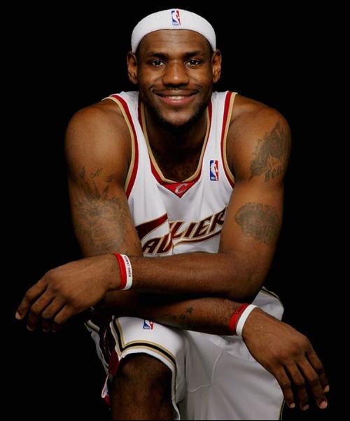 勒布朗詹姆斯与安东尼戴维斯搭档状态对球队胜率影响量化评估