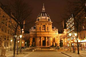 1968年原巴黎大学分为13所新的学校