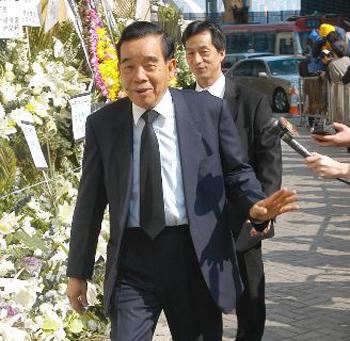 郑裕彤