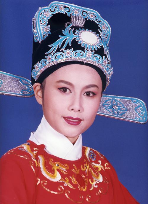 魏春芳