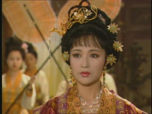 国夫人又加国名以区分