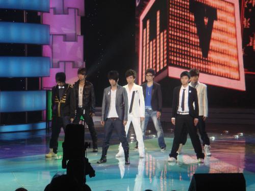 李天龙组合参加快乐大本营