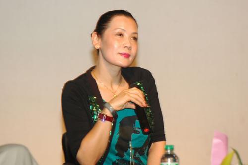 董娉