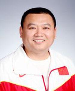 魏亚平,山东游泳队高级教练.