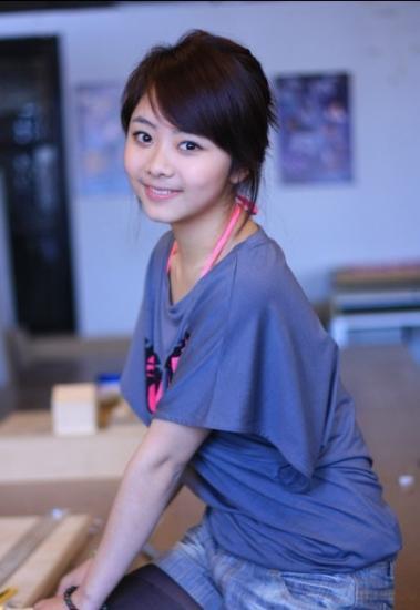  人物简介 +方淳意