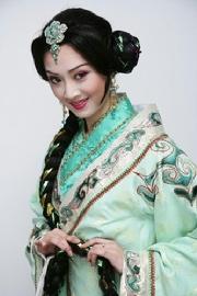 <em>越剧</em>《情系<em>山河恋</em>》陈慧迪饰海儿