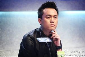刘同代表光线传媒担任面试官