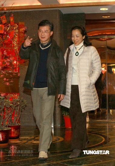 罗康瑞前妻何晶洁_罗康瑞的前妻