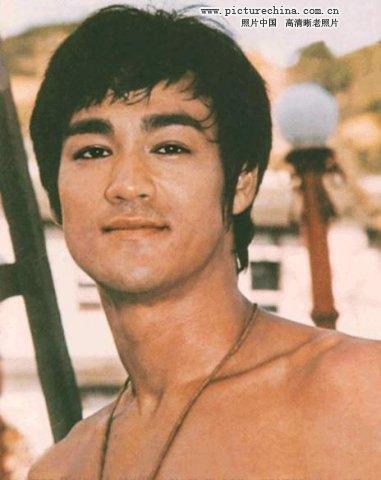 李小龙的情人丁佩是向华强的前妻