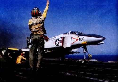 四是最先进的电磁弹射(简称emals)起飞技术