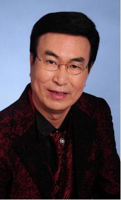 姓名:王保华;    原海尔集团副总裁;; 王保华老师