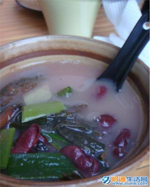 红豆酸菜汤