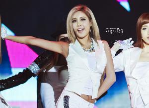 李居丽+-+搜搜百科