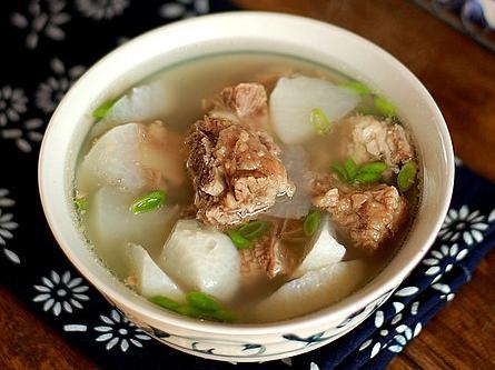 萝卜牛骨汤