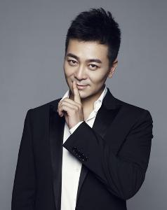 曾用名吴越,中国男演员,出生于河北张家口, 毕业于中央戏剧学院表演系