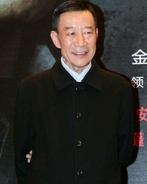 全部版本 历史版本  李雪健,1954年7月7日出生于,中国著名男演员.