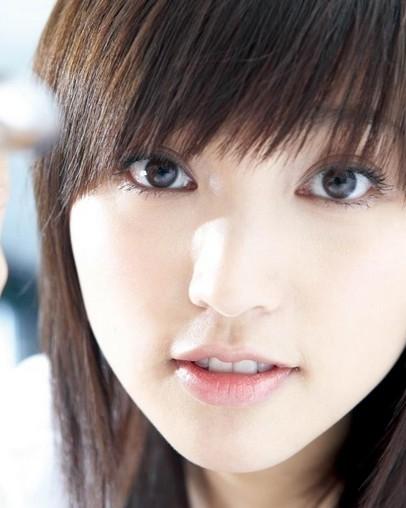 全部版本 历史版本  金莎(kym),上海人,中国大陆流行人气女歌手和当红