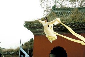 倚天屠龙记》剧组邀约的刘诗诗