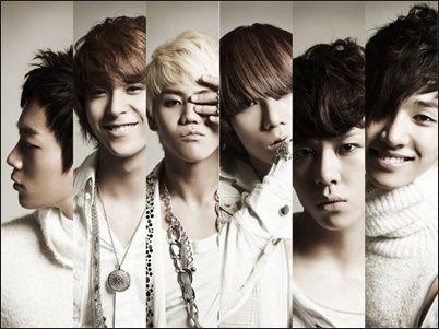 <em>组合名称</em>正式更名为beast