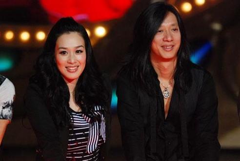 钟丽缇与<em>严铮</em>相识