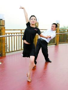 <em>不如跳舞</em> - 搜搜百科