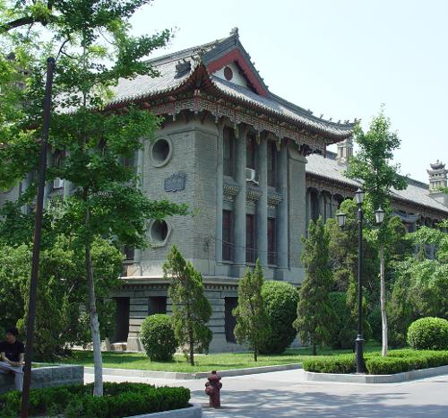 河南大学