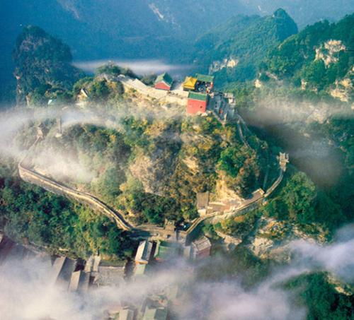 湖北 武汉 武当山 神农架; 武当山神农架; 武当山旅游攻略——第一