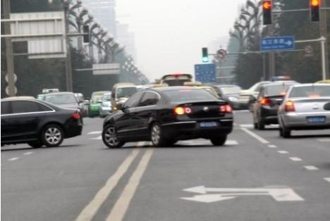 为您的交通违规辩护:深入了解交通律师咨询服务的优势 (沙发墙风水)