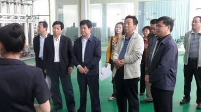 提高企业党员素质促进企业和谐发展