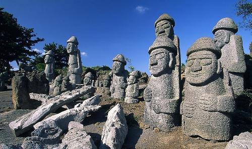城邑民俗村由于位于济州岛上