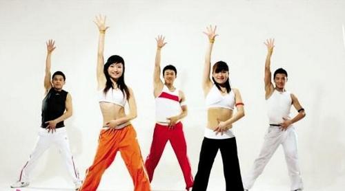 什么是有氧运动健身操 20130704170050-820470793.jpg