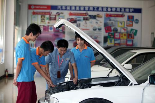 安徽万通汽车维修技术学校