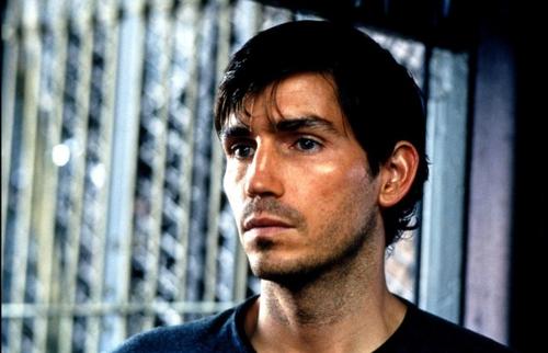 詹姆斯·卡维泽