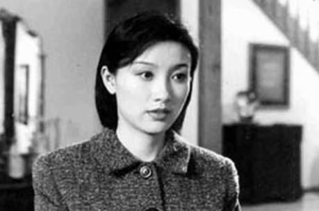 《尊严》是辽宁电视台电视剧制作中心精心制作的7集电视连续剧,于1998