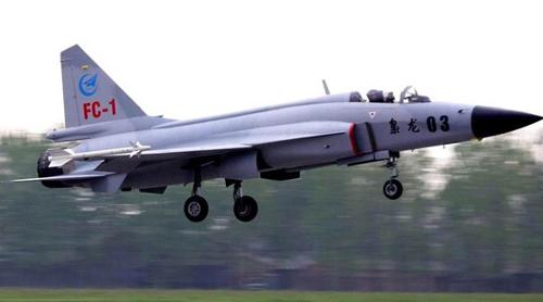fc-1"枭龙"战斗机