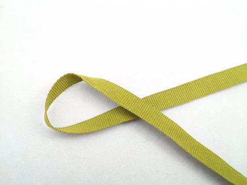 腰带<em>蝴蝶结</em>的<em>打法</em>_<em>女装</em>_资讯_千时尚<em>女装</em>网