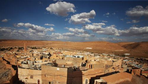 亚_<em>阿尔及利亚</em>建筑工工资_<em>阿尔及利亚美女</em>_阿