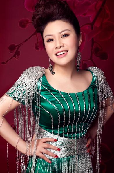 <em>女高音</em>歌唱<em>演员</em>)