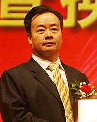 周泽荣于70年代前往香港,然后于80年代侨居澳大利亚 ...