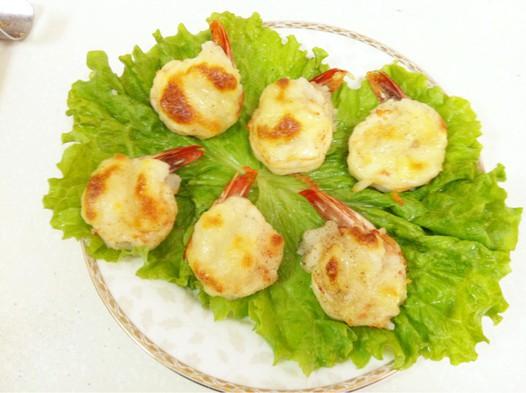 芝士土豆泥焗虾球