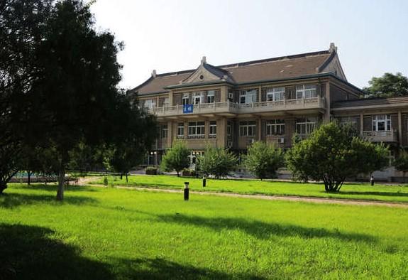 天津医学高等专科学校校园风景