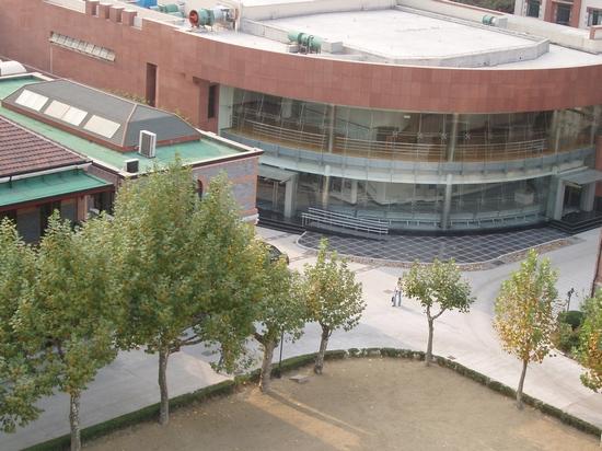 上海戏剧学院校园风光