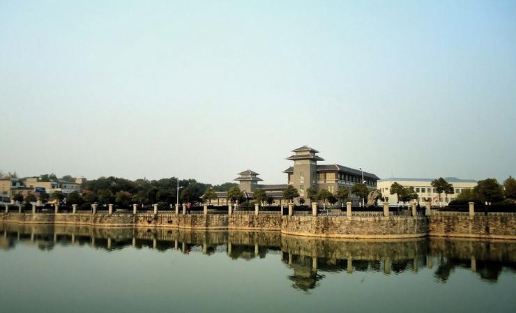 湖北文理学院