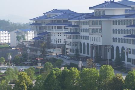 社科部和法学院合署,湖北民族研究所