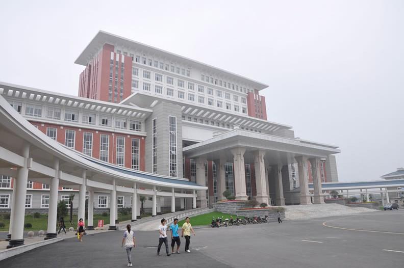 滁州职业技术学院官网。