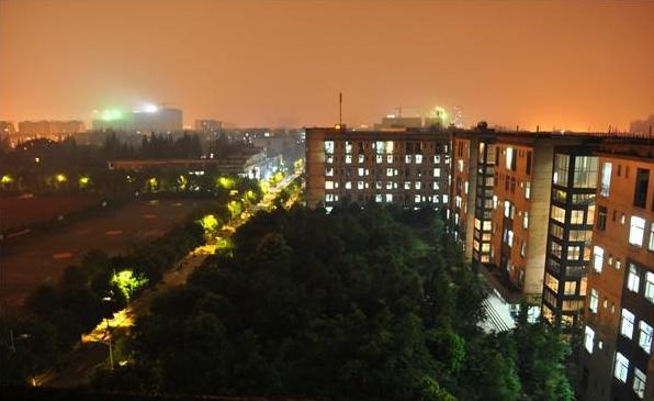 成都农业科技职业学院2014文科录取分数线! !