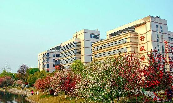 三峡大学