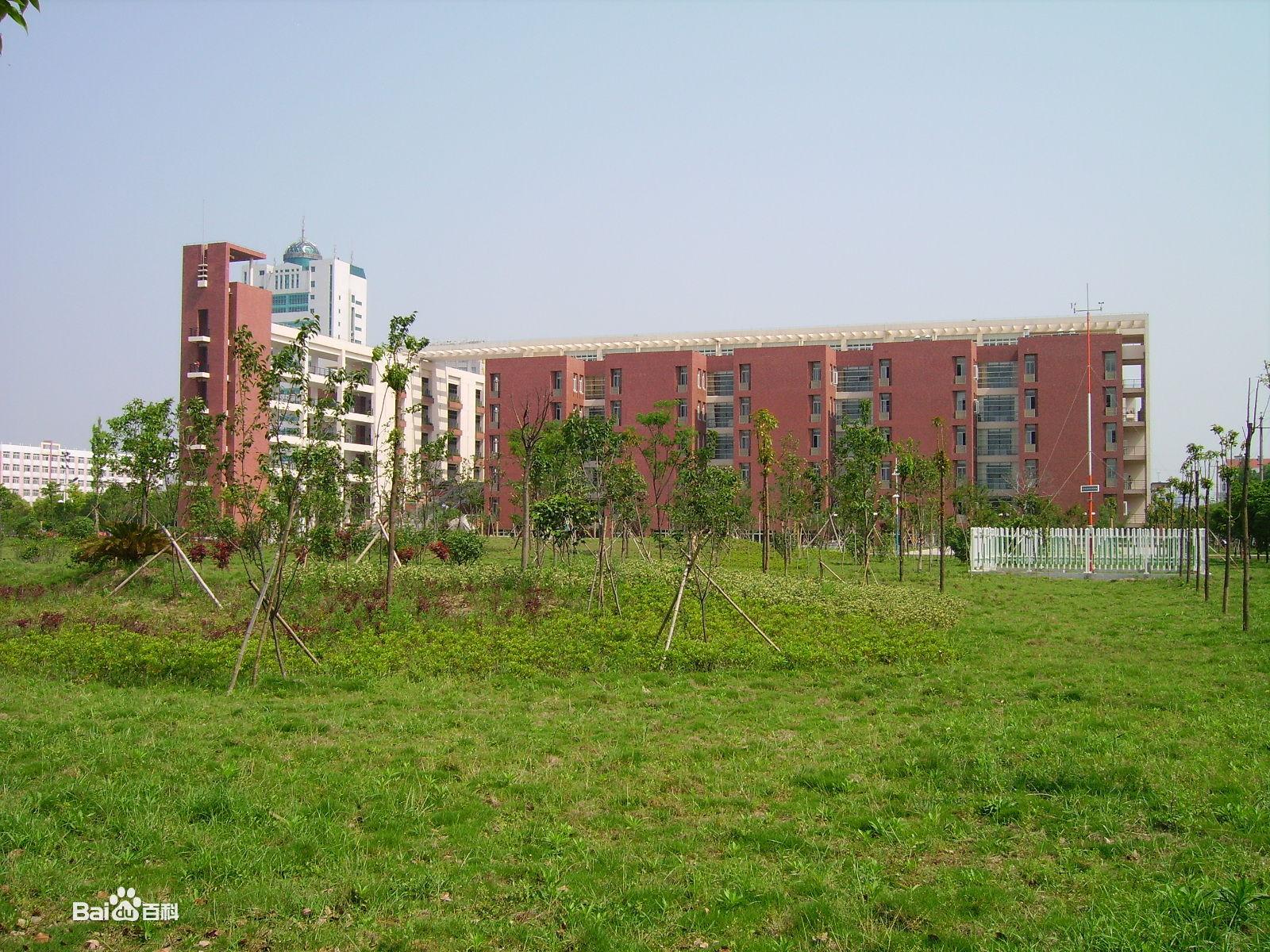 长江大学