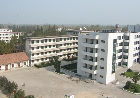 宿州丽枫酒店到宿州市二中有几公里