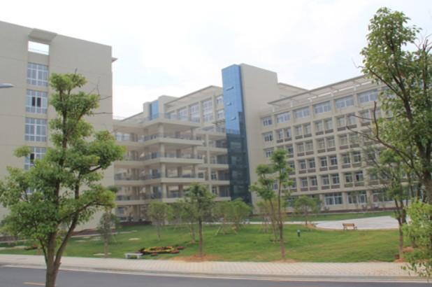 豫章师范学院